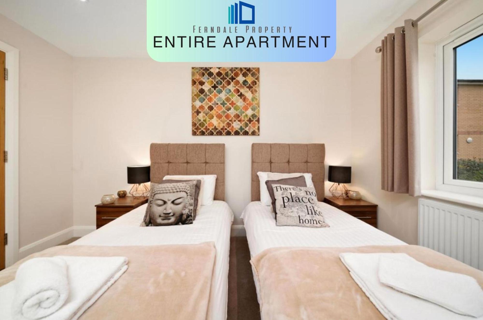 London Heathrow Living Serviced Apartments By Ferndale Stanwell ภายนอก รูปภาพ